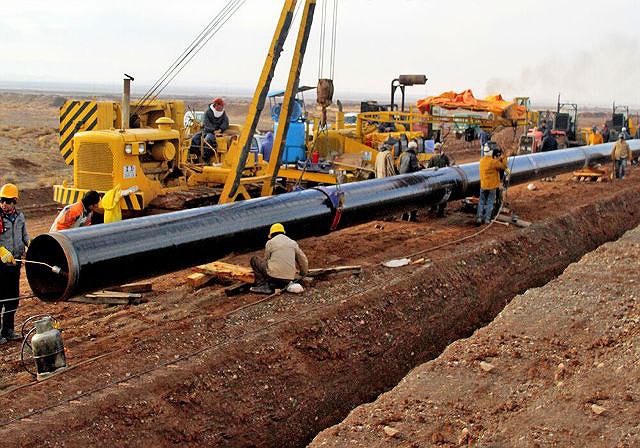 ۴۲ کیلومتر لوله گذاری شبکه گاز در میمه و زرین آباد اجرا شد